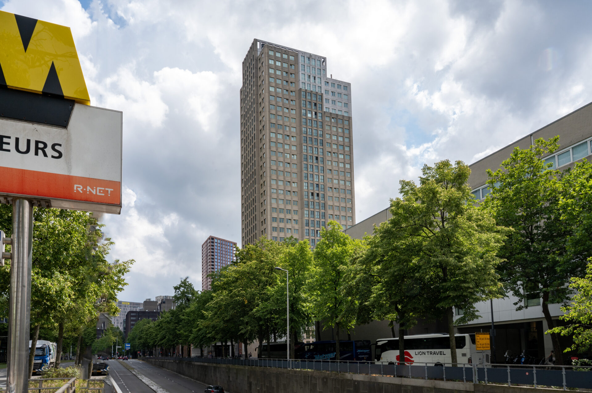 Woongebouw ‘De Coopvaert’ (Plein 1940 te Rotterdam)
